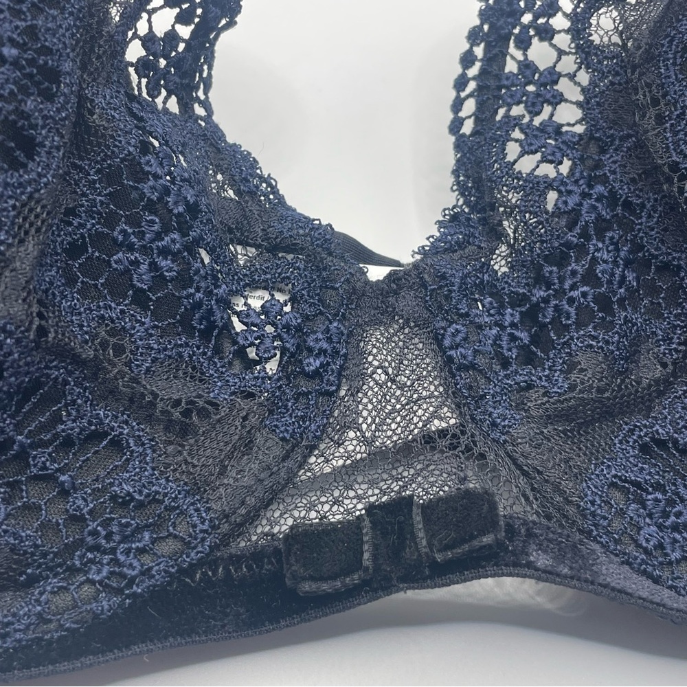 Simone Perele Scenario Push-Up - Black / Navy 36A Lace - Picture 9 of 13